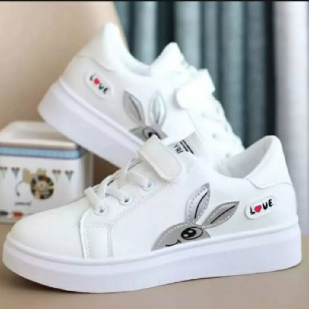 Sepatu Anak terbaru Perempuan model sneaker size 31-35