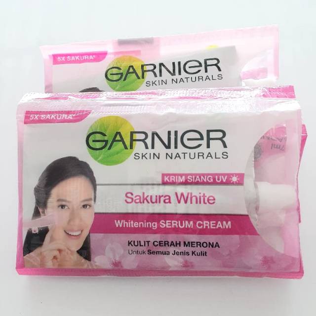 Garnier Sakura Glow Hyaluron Serum Day Cream Sachet 7ml