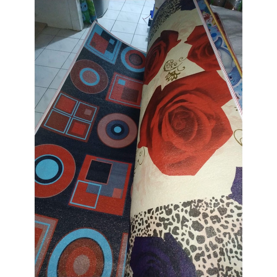PROMO !! KARPET MOTIF BOLAK BALIK SPONS  YAKIMURA  UKURAN 180x180 cm X 0.7CM