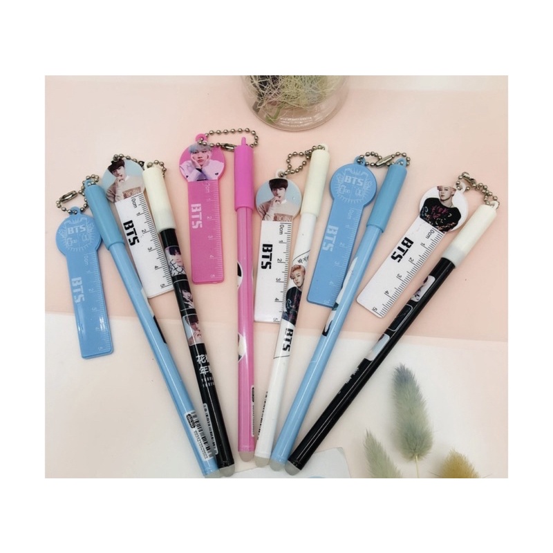 

PULPEN GEL KPOP Be Te eS GANTUNG PENGGARIS KECIL | BULPEN PENGGARIS KECIL KPOP