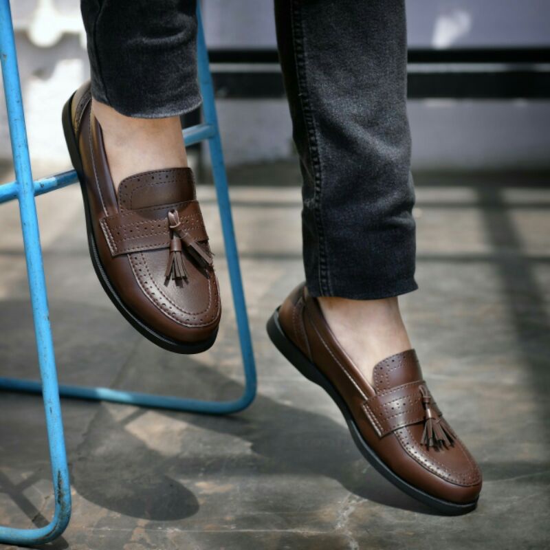 SEPATU FORMAL PRIA CASUAL PERKANTORAN ORIGINAL - SepatuFormal Pantofel pria Resmi Formal Hitam Coklat Black Brown Kulit Asli Kasual Kantor Dinas Kuliah Gereja Pesta Kondangan Kerja PNS Guru Terbaru Terlaris Murah