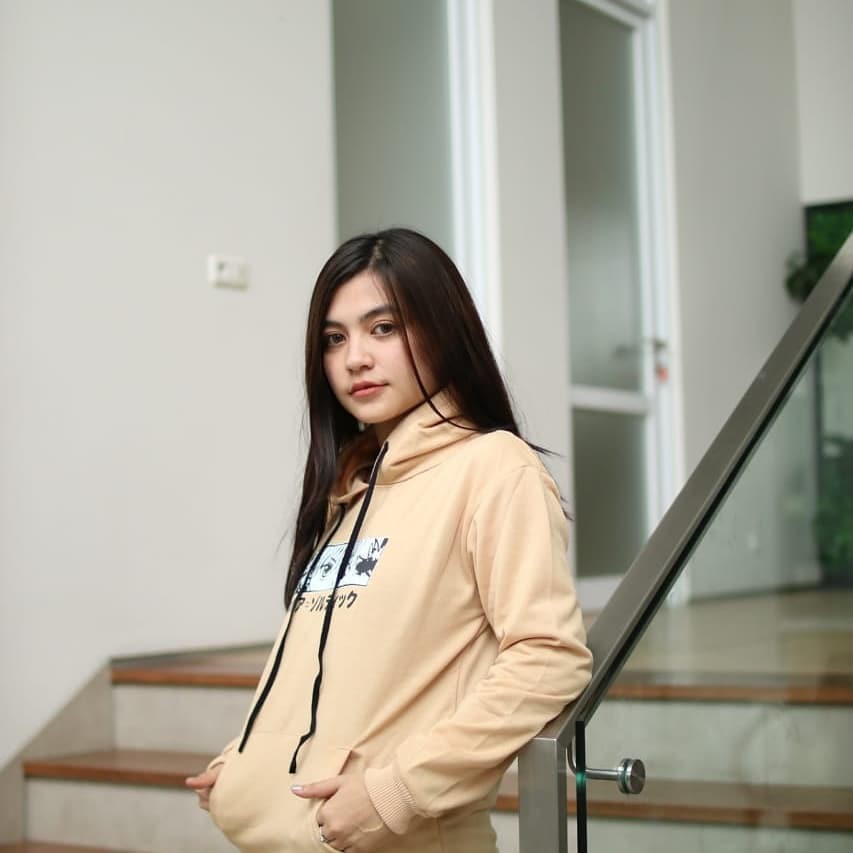BEST SELLER KOREAN SWEATER HOODIE WANITA-Cream
