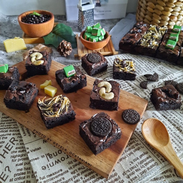 

Kue Brownies Bite's Panggang Birthday Cake Ulang Tahun Camilan