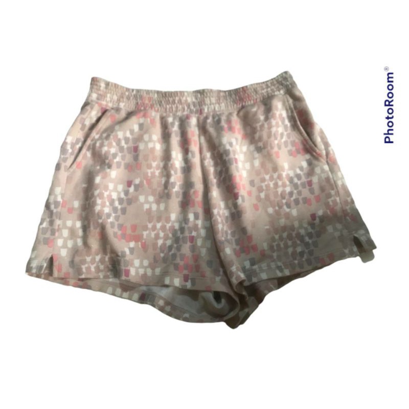 Hot pants Uniqlo polkadot short pants branded wanita celana pendek