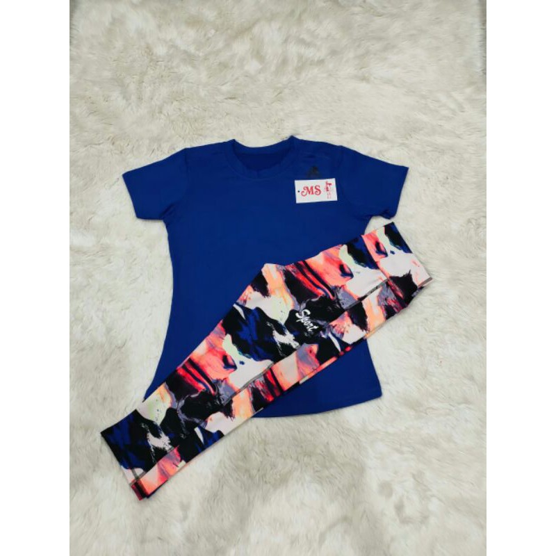 Baju Olahraga Wanita Setelan  Celana 7/8