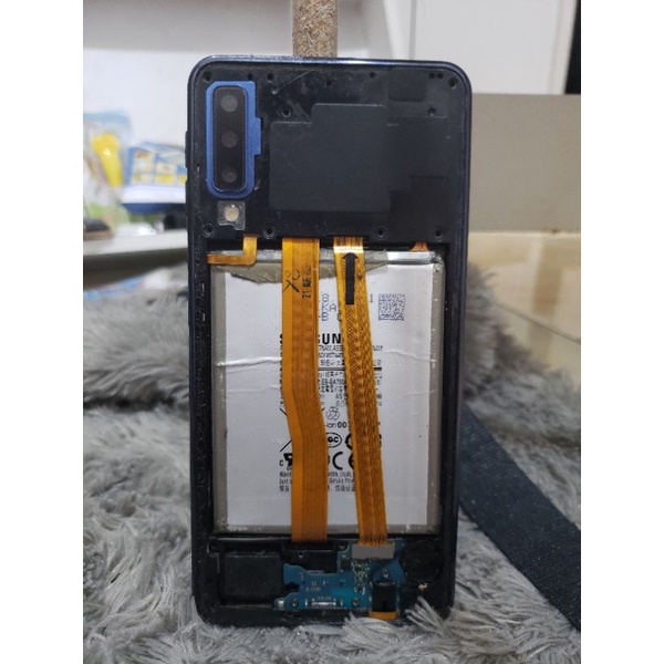 SAMSUNG A7 2018 Minus