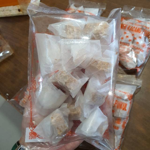 KACANG PUKUL BINTANG 8 BUNGKUS KECIL