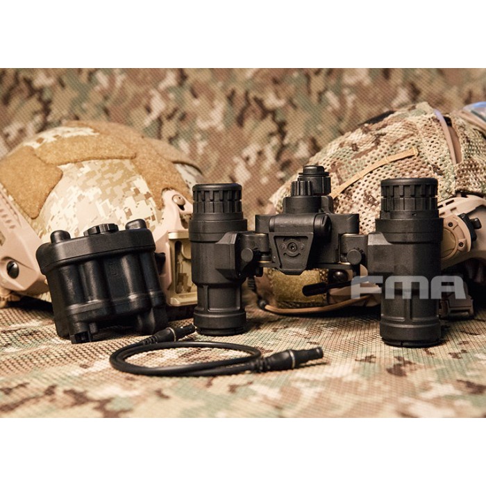 FMA Dummy Night Vision AN PVS-31 with Lamp and Hardcase