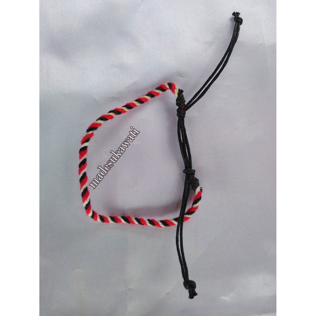 Gelang benang tridatu gelang tali tangan Bali