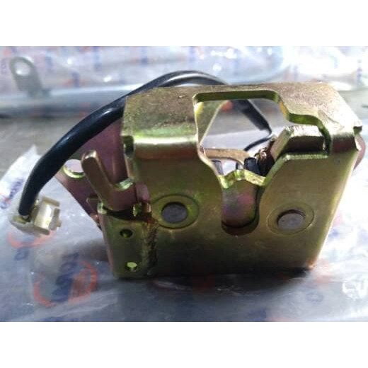 door lock bagasi belakang avanza xenia lama