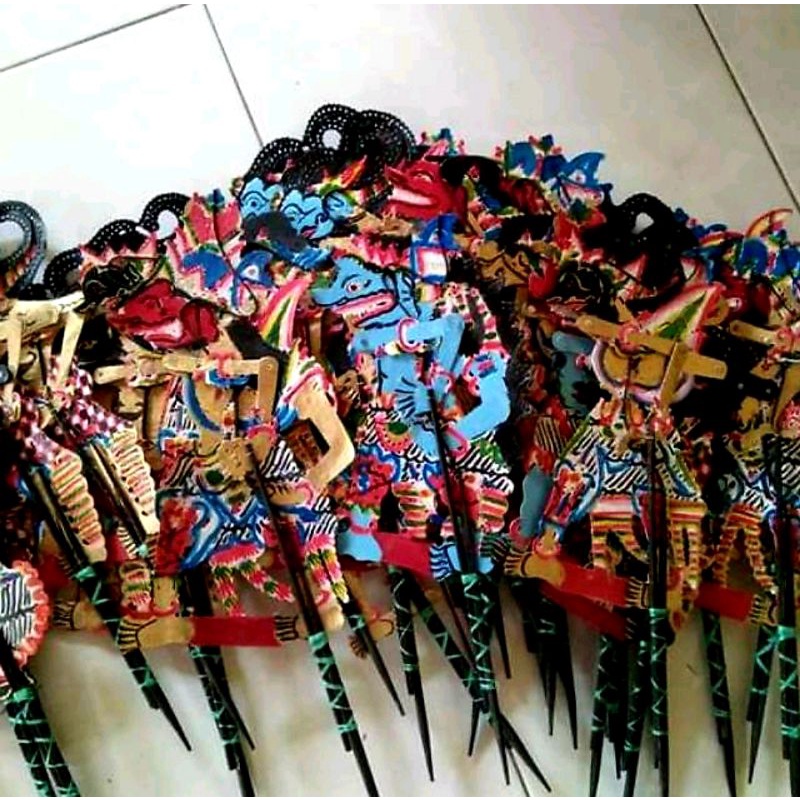 Wayang Kulit Kidangan 30 cm/pandawa/punokawan/gunungan/buto/kidangan