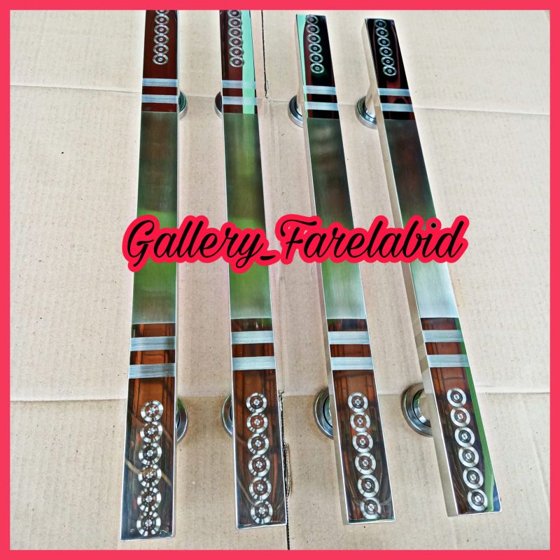 4 BATANG HANDLE PINTU Rumah Stainless Steel Kotak Jumbo Grafir 60 Cm Gagang Pintu Rumah Modern 45 Cm Pegangan Pintu Kupu Tarung Tarikan Pintu Rumah Modern Pegangan Pintu Kupu Tarung Tarikan Pintu Rumah Utama Minimalis