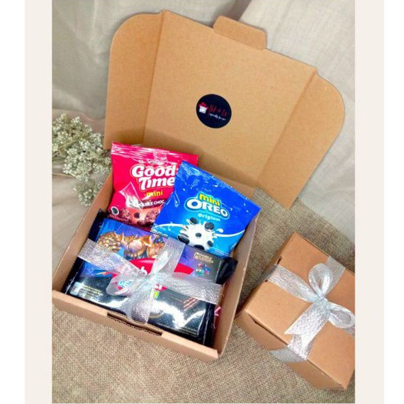 

Hampers Gift Box Spesial Hadiah Kado Cantik Lucu Pacar Sahabat