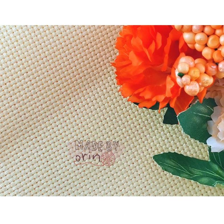 [KODE PRODUK HB0074849] Kain Strimin Kotak Besar / Strimin Tebal 11 CT Kain Sulam Kristik Kain Krist