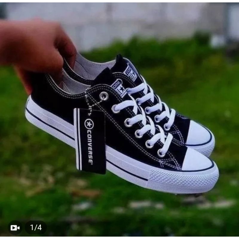 sepatu canvas sepatu allstar terlaris sepatu sekolah serba guna.hitam putih