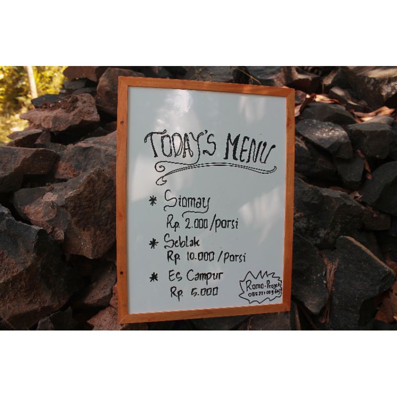 

Papan tulis whiteboard buat parian menu makanan / WHITEBOARD termurah
