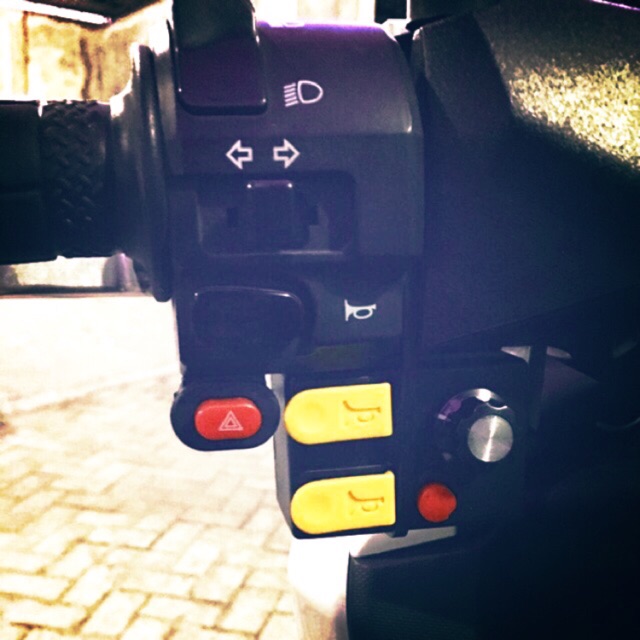 Modul SIRINE PATWAL 12 SUARA TRIPLETONE klakson MOBIL dan Motor