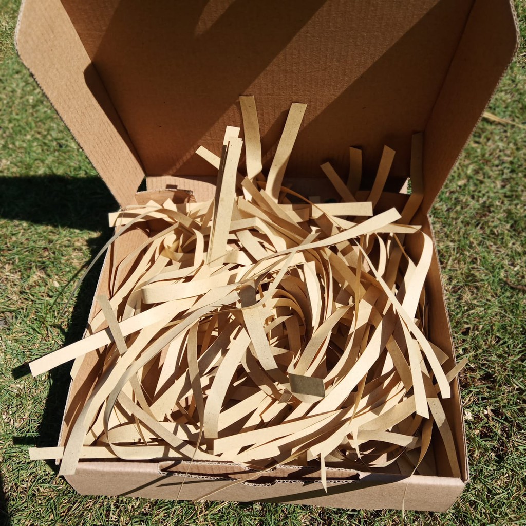 

Kertas Cacah / Kertas Serut / Shredded Paper / Isian Hampers