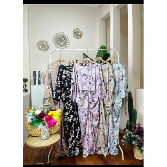 kaftan bahan Armani silk