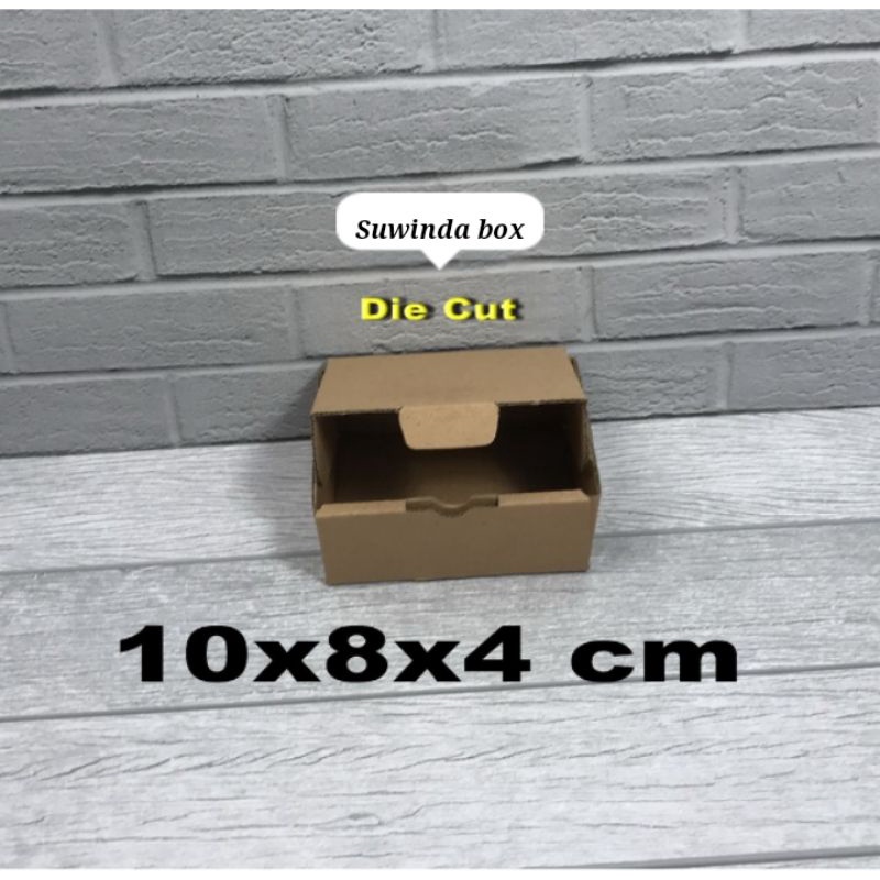 

kardus karton box Uk. 10x8x4 cm............model kardus Pizza