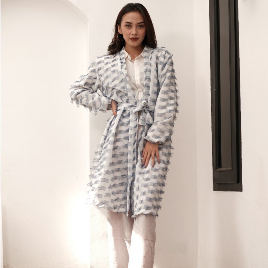 Kalula Outer Langit Biru