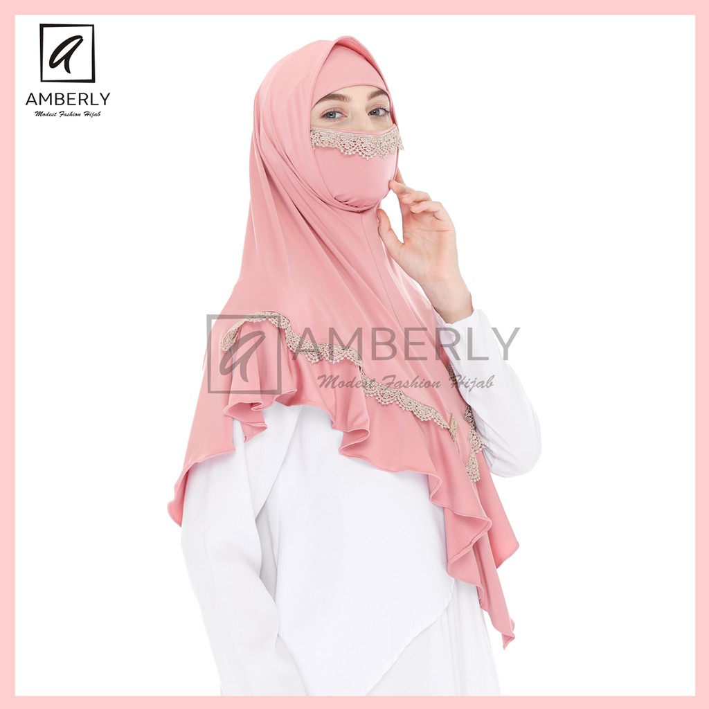 Amberly Yunita Jilbab instan masker bahan Jersey Super