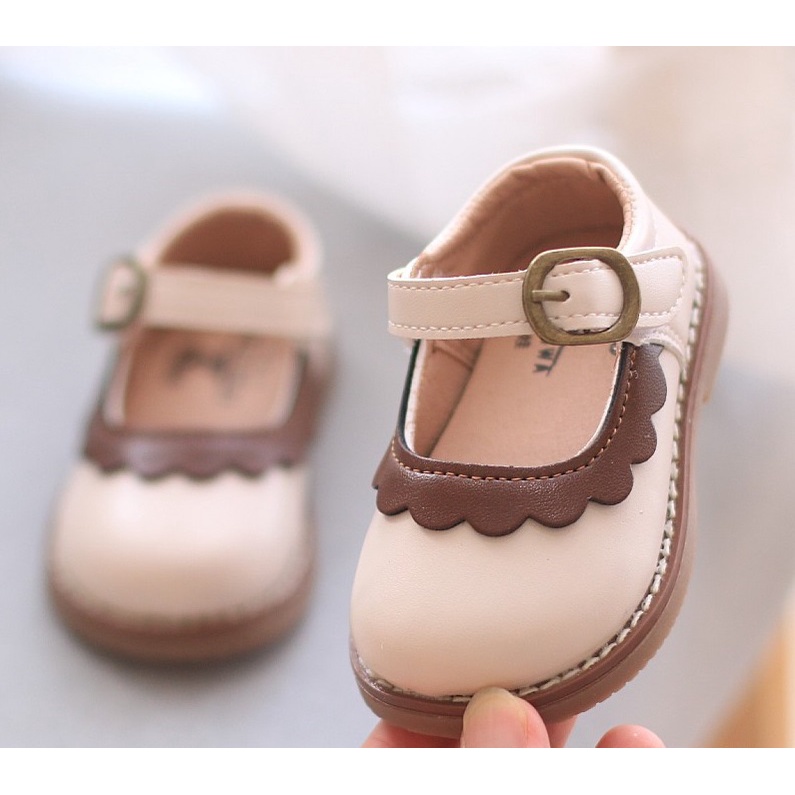 D25 NEW Sepatu sandal flat anak perempuan / flat shoes anak motif renda dua warna