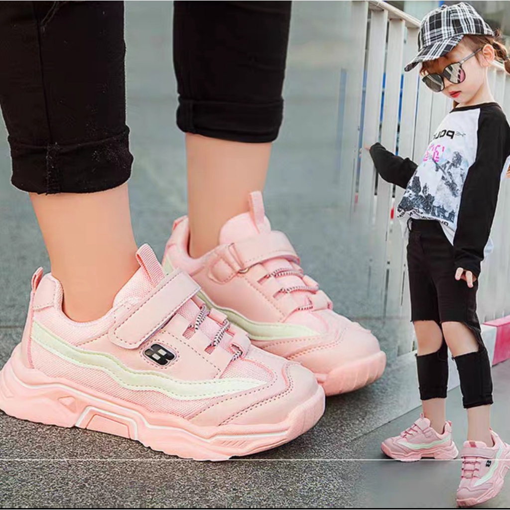 Madre Shoes Sepatu Sneakers Pria Wanita Anak Sekolah Untuk Olahraga Nongkrong Zumba Joging Running J