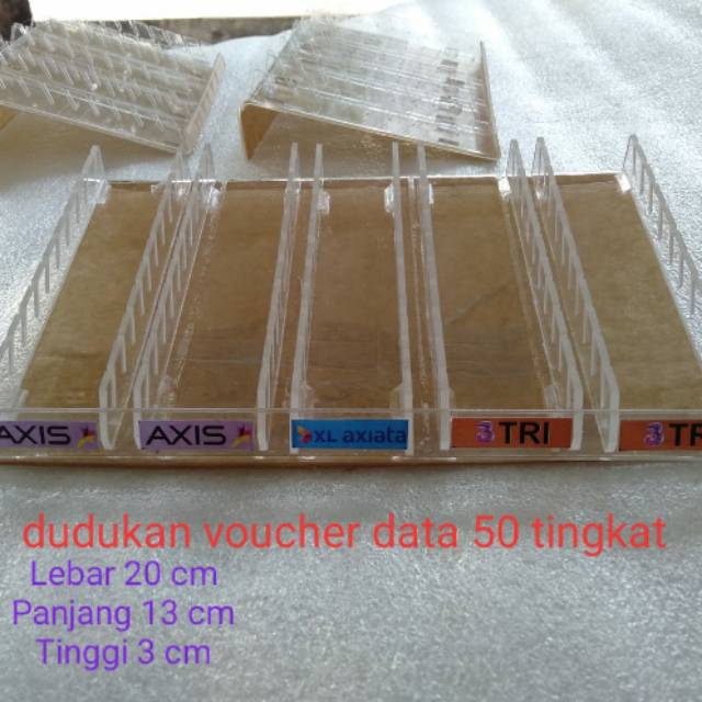 

Dudukan pajangan kartu/voucher pulsa/kuota 50 slot