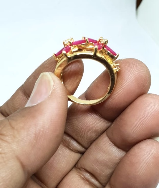 Cincin permata merah ruby lapis emas yaxiya xuping cincin zircone