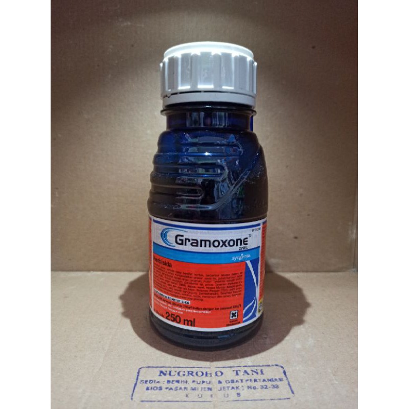 HERBISIDA GRAMAXONE 276 SL 250  ML PEMBASMI RUMPUT