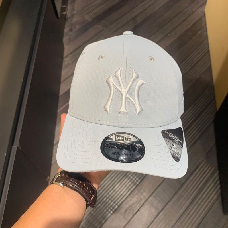 Topi New Era NY Yankees Cap - White soft blue