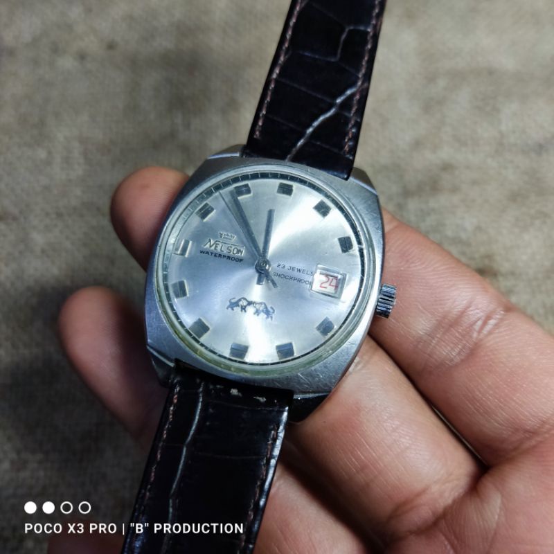 Jam tangan manual Nelson swiss movement