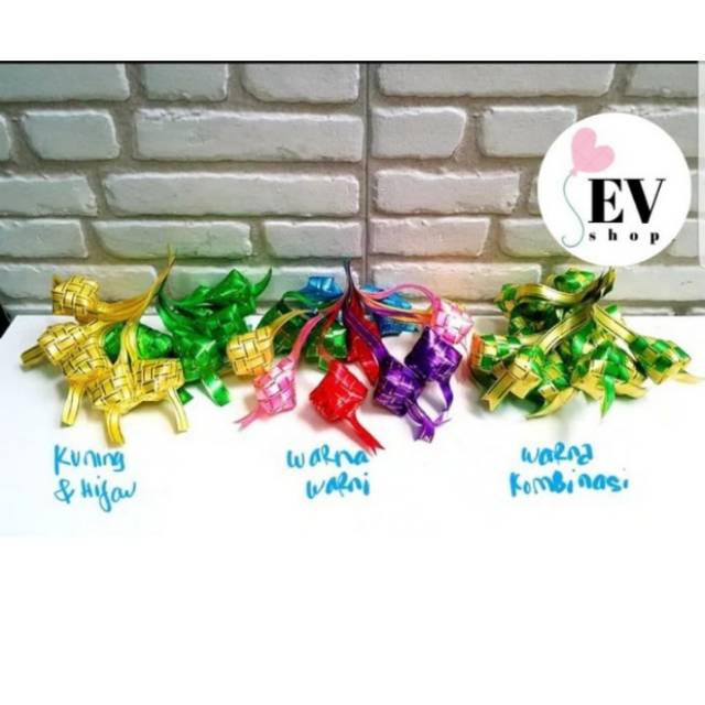 

Ketupat Dekorasi Idul Fitri / Ketupat Lebaran Mini