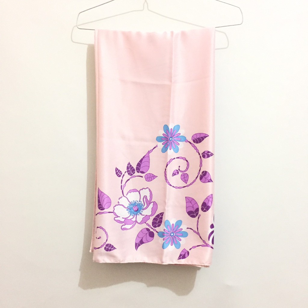 Kerudung Hijab Segiempat Motif Satin Silk