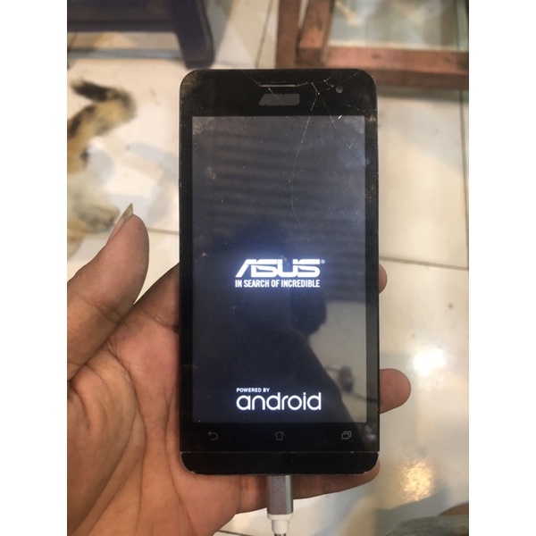 Asus Zenfone 5 T00F Minus Hanya Tampil Logo