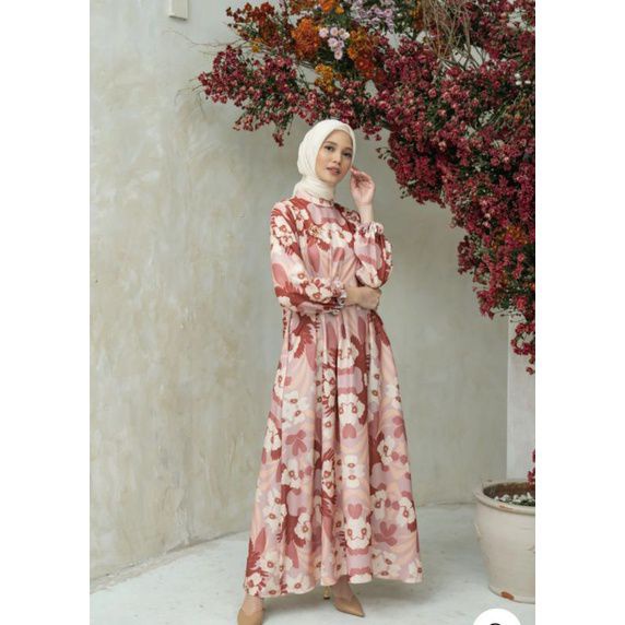 Wearing Klamby Sheila Dress Cayenne Size L