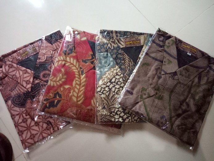 Kemeja Batik Pria Lengan Panjang Batik Merah Pria Pendek Batik Solo Furing M L Xl Godong Abang