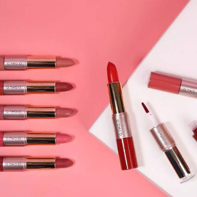 O.Two.O Lipstik 2 in 1 matre lipstik