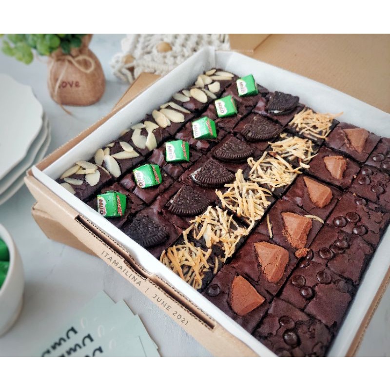 

hampers brownies panggang premium