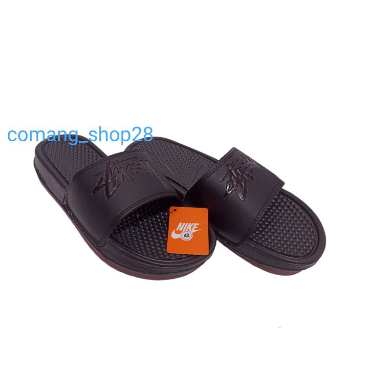 Sandal Sendal Slop Selop Slip On Slide Pria Wanita Cowok Cewek Laki Laki Casual Kekinian Murah NK Stussy Hitam Polos