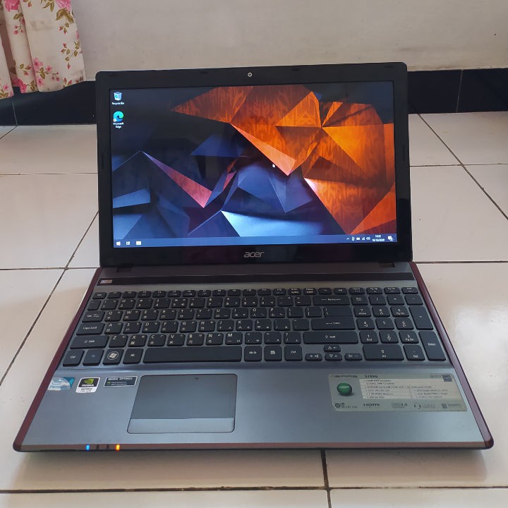 Acer 5755G Layar 16 inch Dual VGA NVIDIA GeForce 1GB SSD 128GB RAM 4GB Laptop Bekas Second Gaming