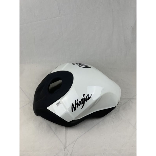 Kondom Tangki Ninja 250 Cover Tutup Tangki Ninja 250 Fiber PNP Putih - Charmoto