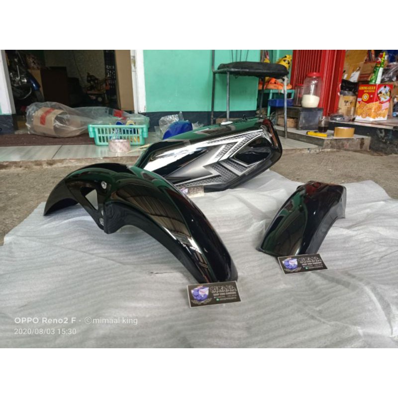 body tangki set rx king hitam 2004