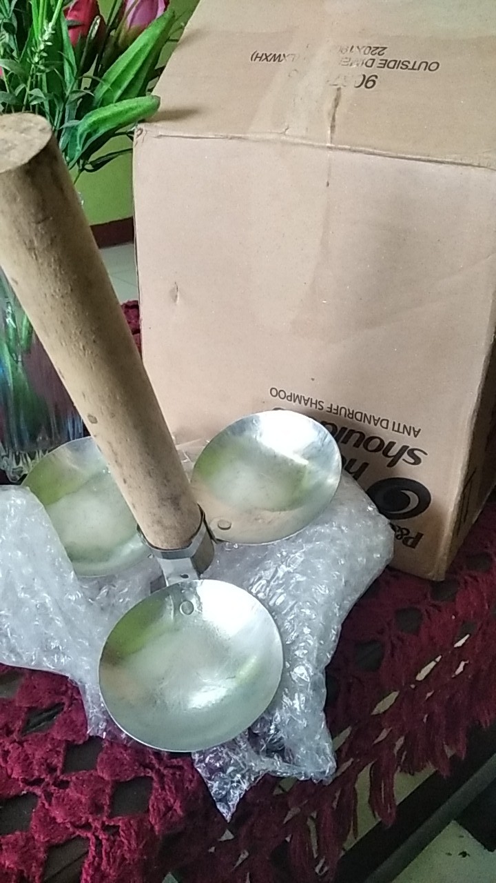 (baca Deskripsi) Cetakan Bakwan Bahan Aluminium Tebal Dan Tipis 3 Sisi Diameter 8cm Dan 9cm