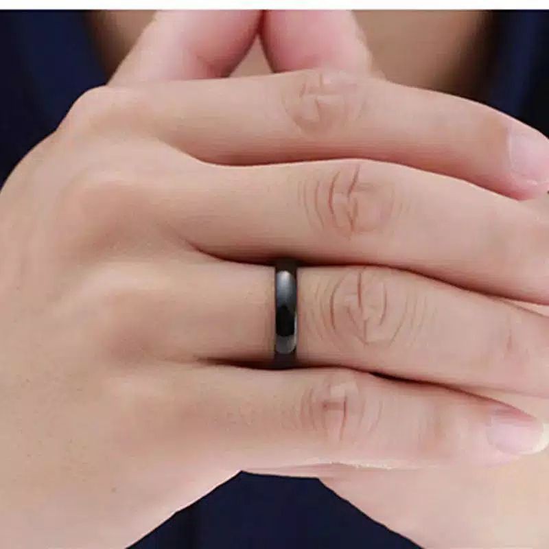 CINCIN TITANIUM HITAM POLOS PRIA WANITA STAINLESS STEEL BAGUS