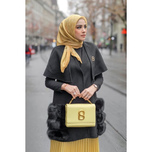 buttonscarves Louvre