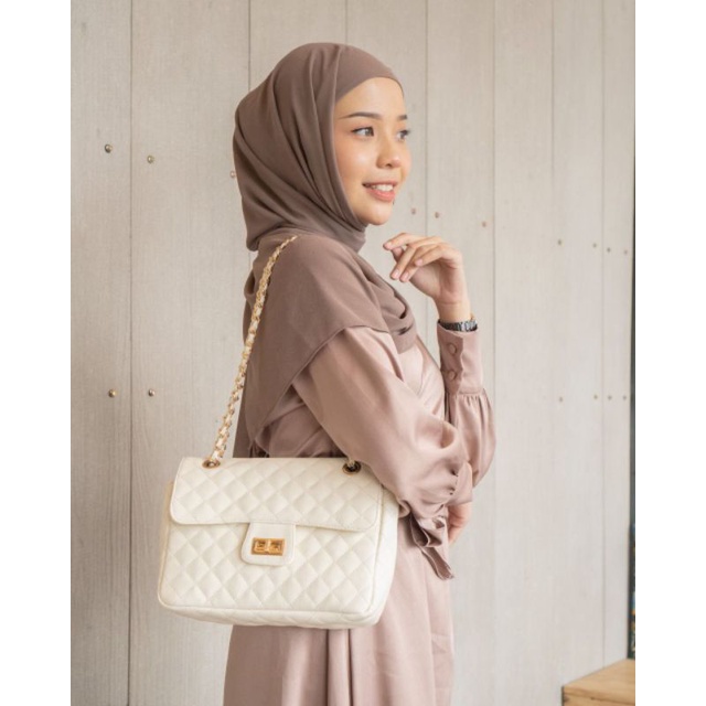 Tas Viktoria premium Bag, brand punya oki setiana dewi