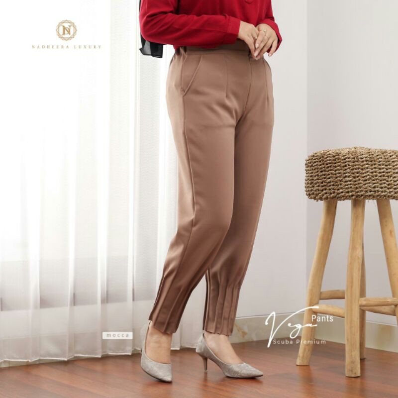 VEGA PANTS NADHEERA LUXURY
