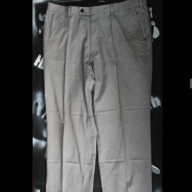 Chinos Uniqlo Kotak-kotak (Second Original)